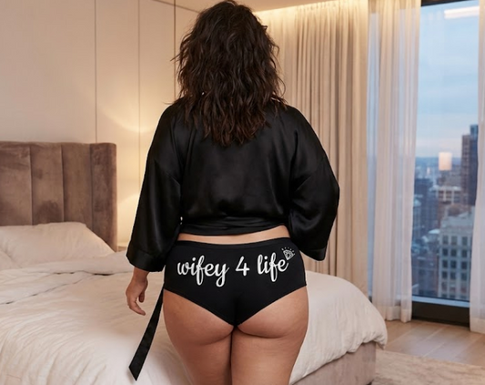 Present for Wife – Romantic & Thoughtful Ideas | Sexy Girl Rock 2026